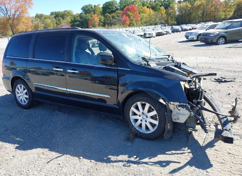2016 Chrysler Town & COUNTRY TOURING (VIN 2C4RC1BG2GR261757) main photo