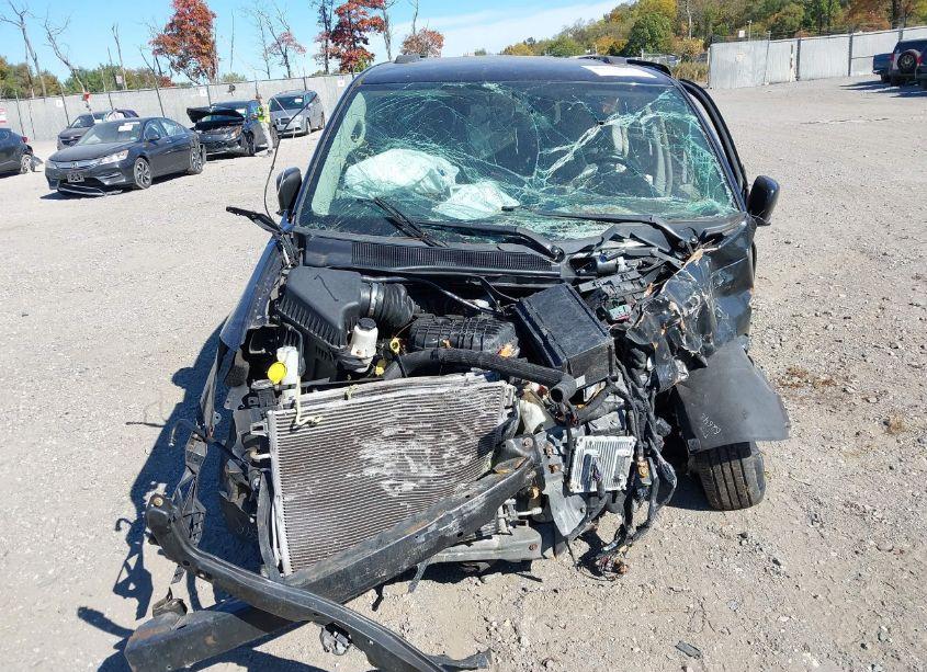 Photo 11 of 2016 Chrysler Town & COUNTRY TOURING (VIN 2C4RC1BG2GR261757)