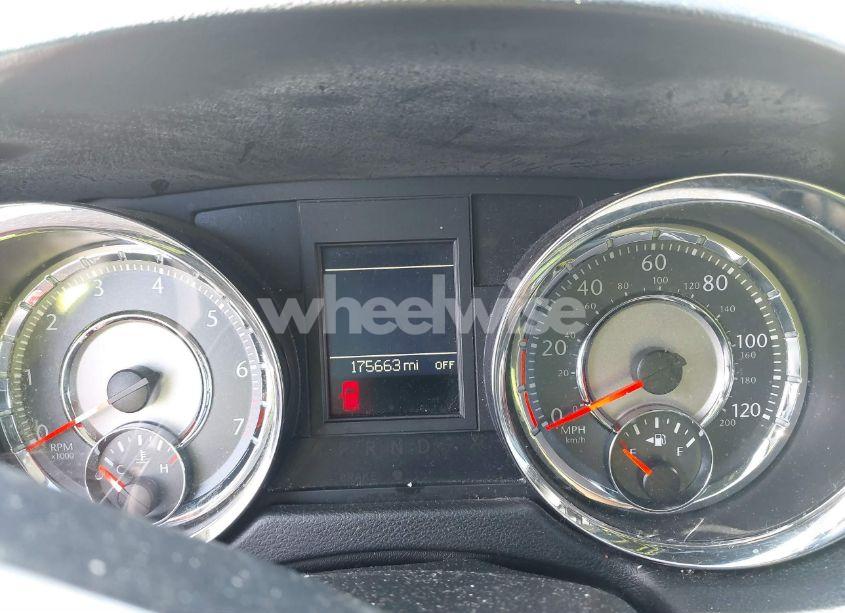 Photo 15 of 2016 Chrysler Town & COUNTRY TOURING (VIN 2C4RC1BG2GR281927)