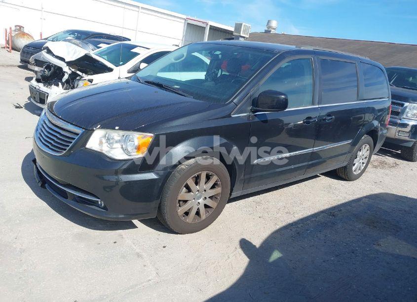 Photo 2 of 2016 Chrysler Town & COUNTRY TOURING (VIN 2C4RC1BG2GR281927)