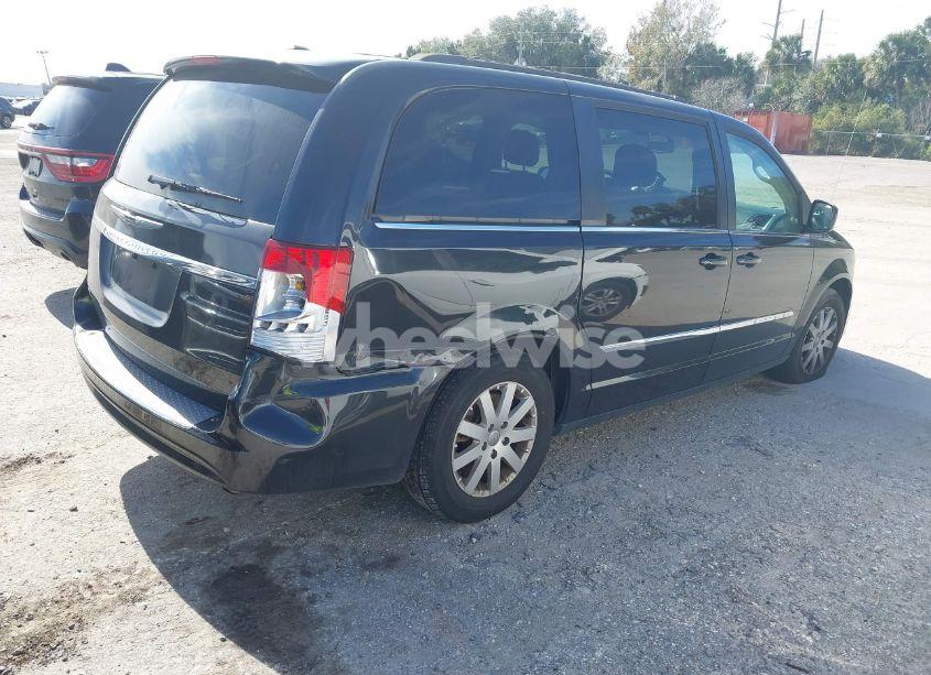 Photo 4 of 2016 Chrysler Town & COUNTRY TOURING (VIN 2C4RC1BG2GR281927)