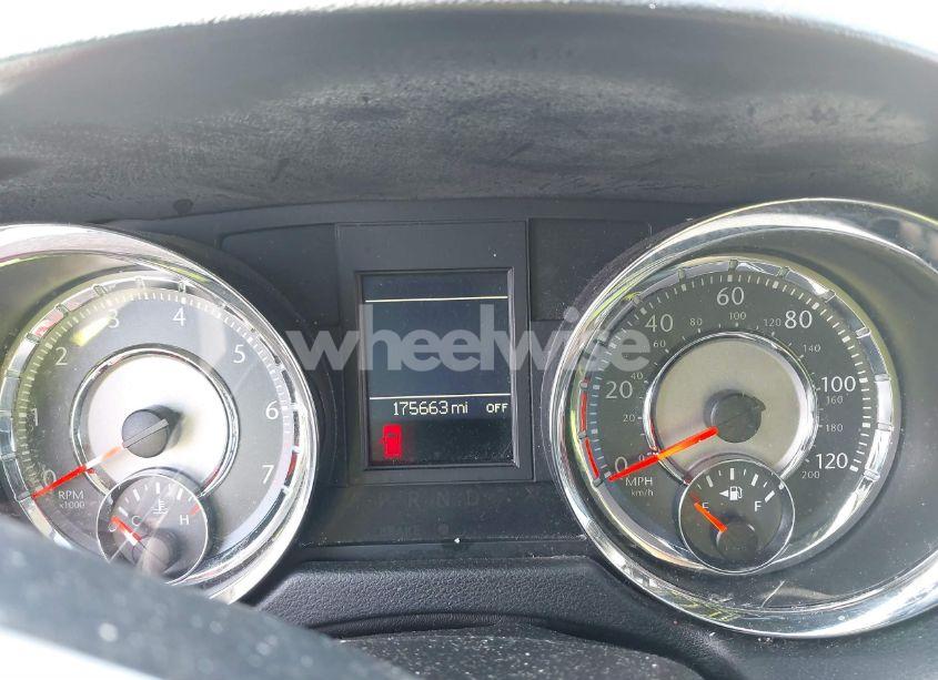 Photo 7 of 2016 Chrysler Town & COUNTRY TOURING (VIN 2C4RC1BG2GR281927)