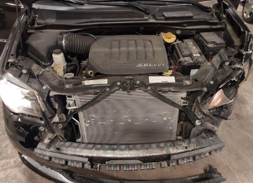 Photo 10 of 2016 Chrysler Town & COUNTRY TOURING (VIN 2C4RC1BG2GR289607)