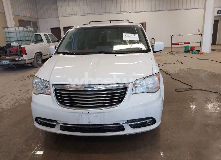 Photo 12 of 2016 Chrysler Town & COUNTRY TOURING (VIN 2C4RC1BG2GR291678)
