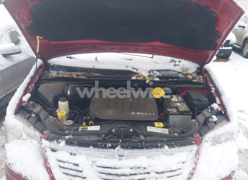 Photo 10 of 2016 Chrysler Town & COUNTRY TOURING (VIN 2C4RC1BG2GR292040)