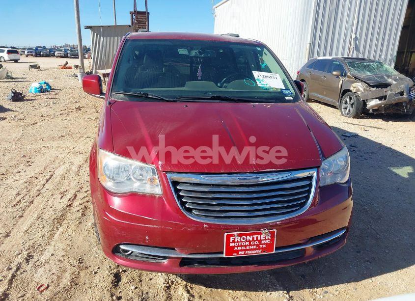 Photo 12 of 2016 Chrysler Town & COUNTRY TOURING (VIN 2C4RC1BG2GR292040)