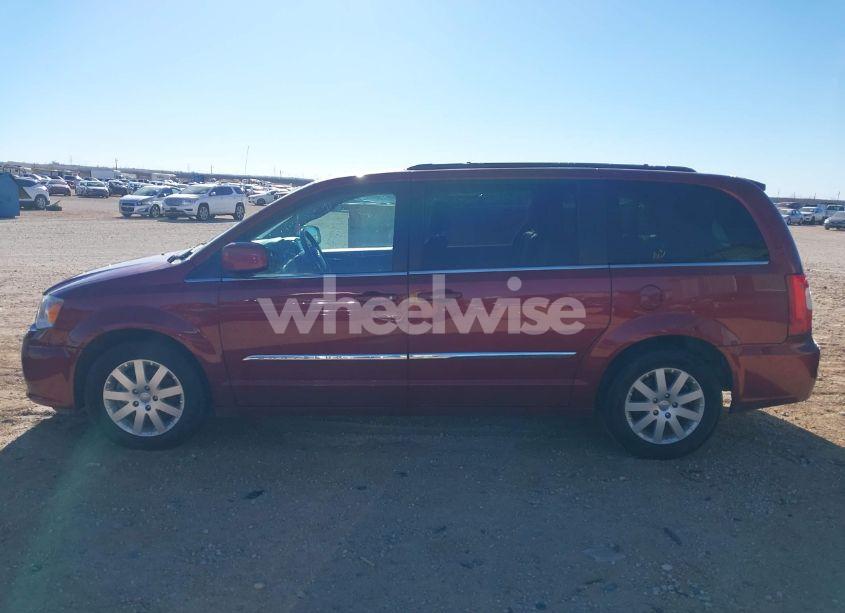 Photo 14 of 2016 Chrysler Town & COUNTRY TOURING (VIN 2C4RC1BG2GR292040)