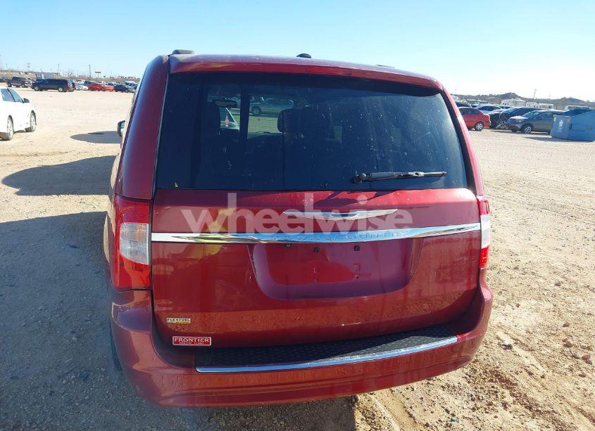 Photo 16 of 2016 Chrysler Town & COUNTRY TOURING (VIN 2C4RC1BG2GR292040)