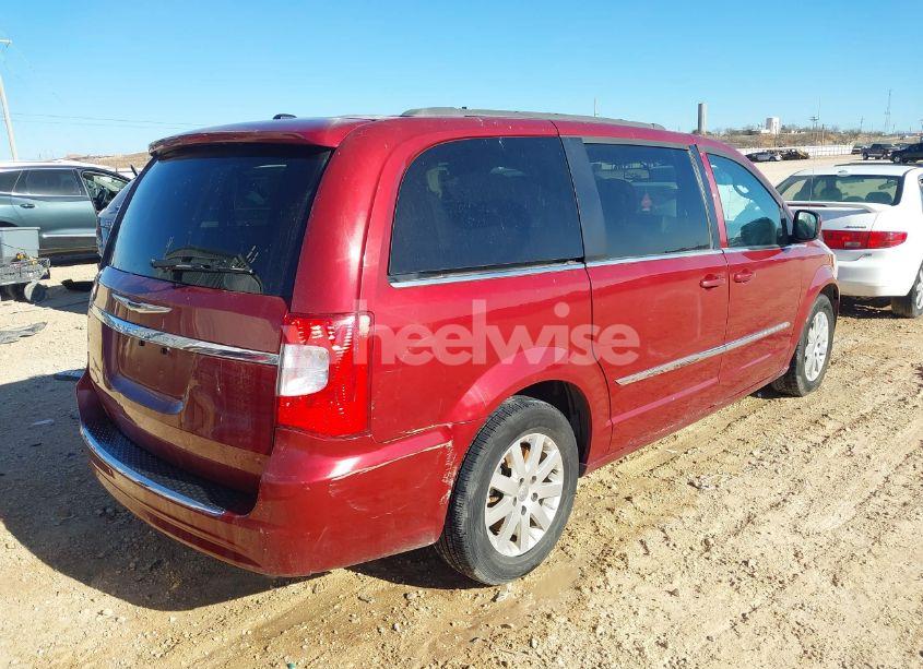 Photo 4 of 2016 Chrysler Town & COUNTRY TOURING (VIN 2C4RC1BG2GR292040)
