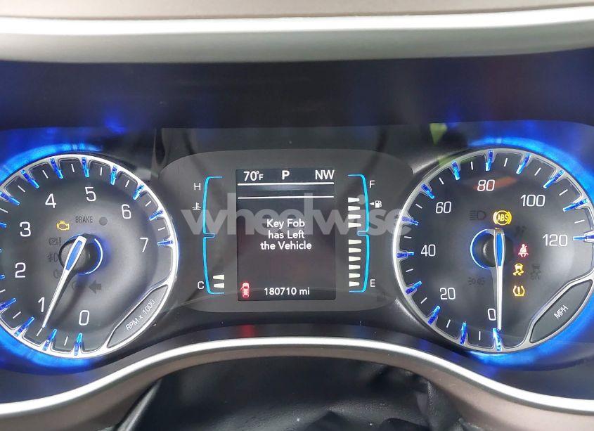 Photo 7 of 2017 Chrysler Pacifica TOURING L (VIN 2C4RC1BG2HR526422)
