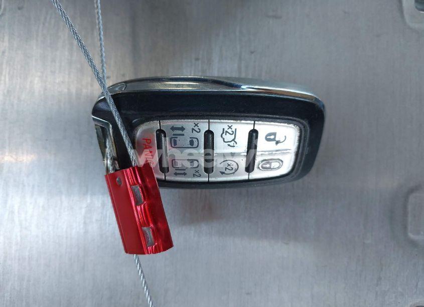 Photo 11 of 2017 Chrysler Pacifica TOURING-L (VIN 2C4RC1BG2HR609056)