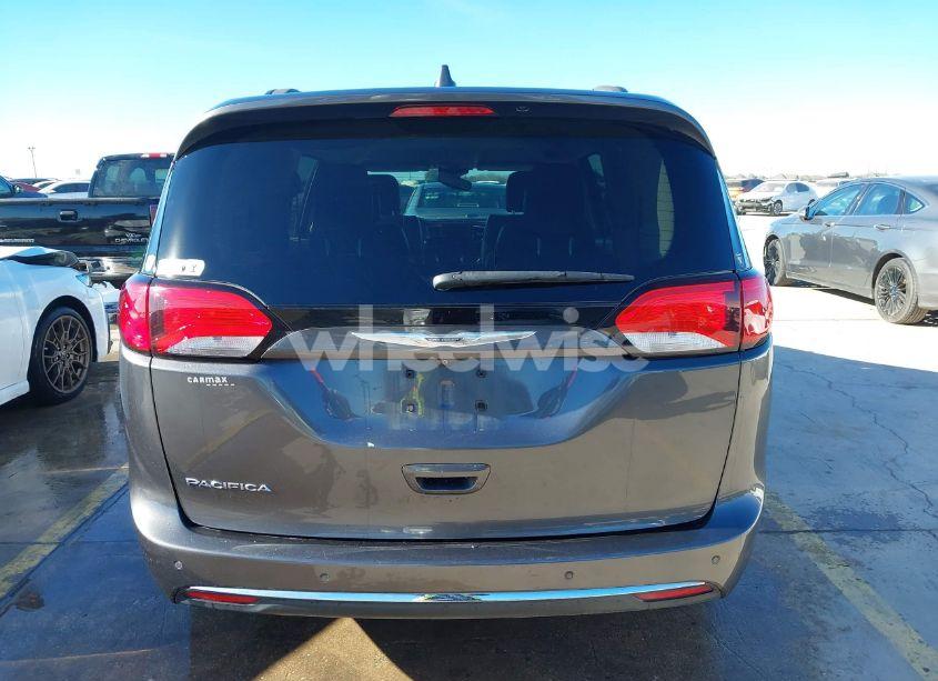 Photo 16 of 2017 Chrysler Pacifica TOURING-L (VIN 2C4RC1BG2HR609056)