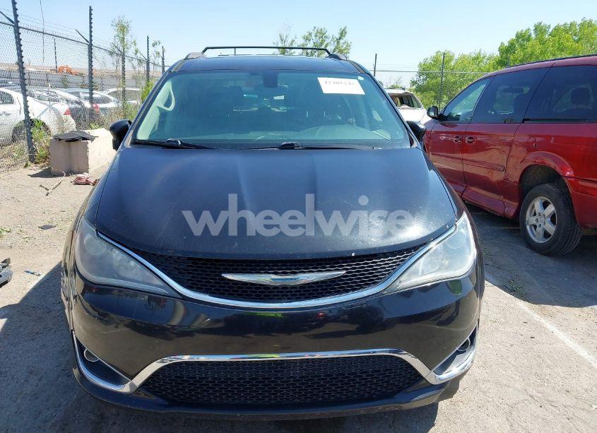 Photo 12 of 2017 Chrysler Pacifica TOURING-L (VIN 2C4RC1BG2HR642106)