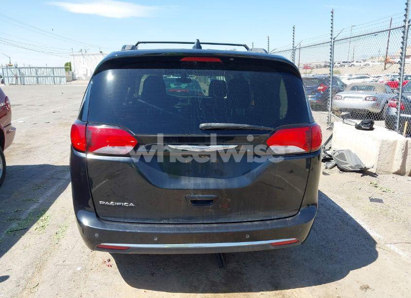 Photo 16 of 2017 Chrysler Pacifica TOURING-L (VIN 2C4RC1BG2HR642106)