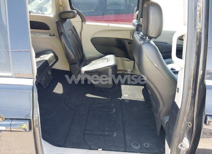 Photo 8 of 2017 Chrysler Pacifica TOURING-L (VIN 2C4RC1BG2HR642106)