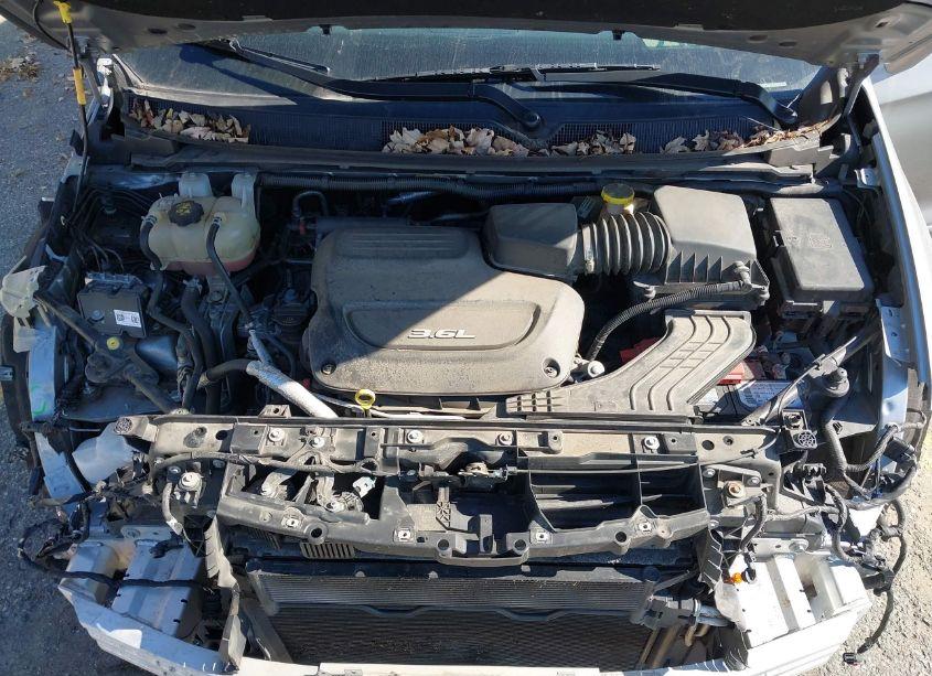 Photo 10 of 2017 Chrysler Pacifica TOURING-L (VIN 2C4RC1BG2HR702384)