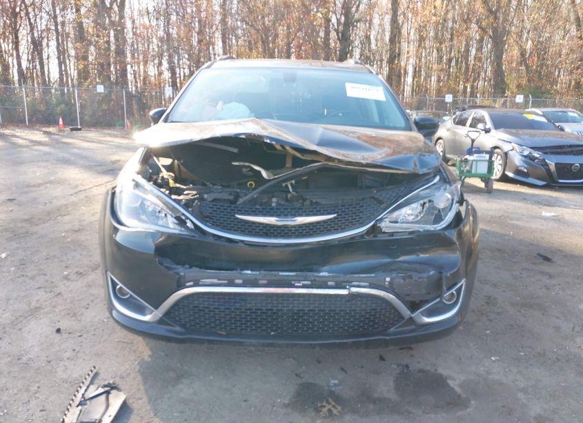 Photo 12 of 2017 Chrysler Pacifica TOURING-L (VIN 2C4RC1BG2HR745414)