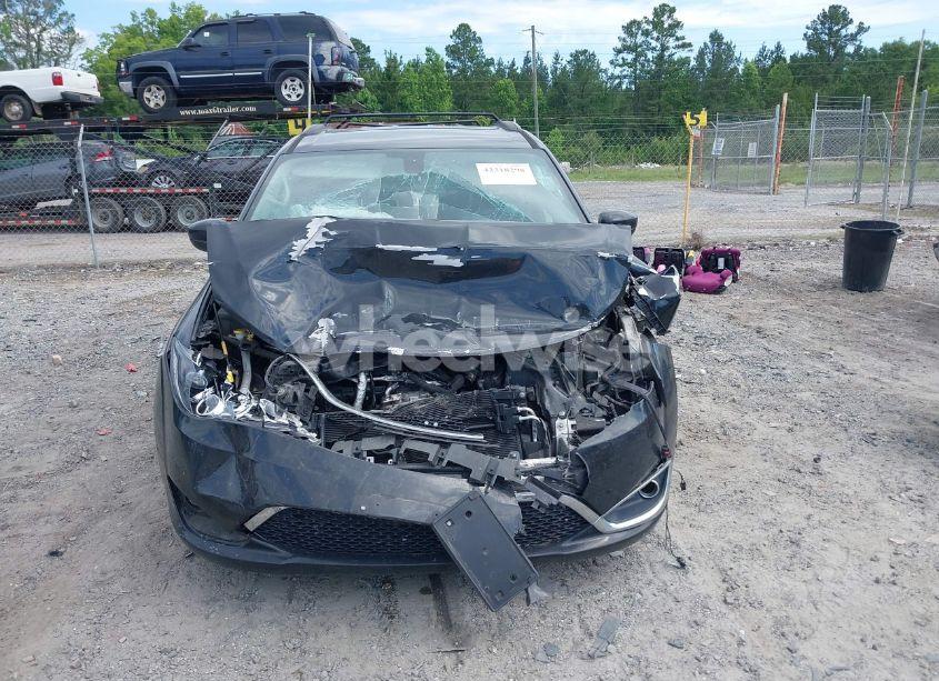 Photo 12 of 2017 Chrysler Pacifica TOURING-L (VIN 2C4RC1BG2HR794726)