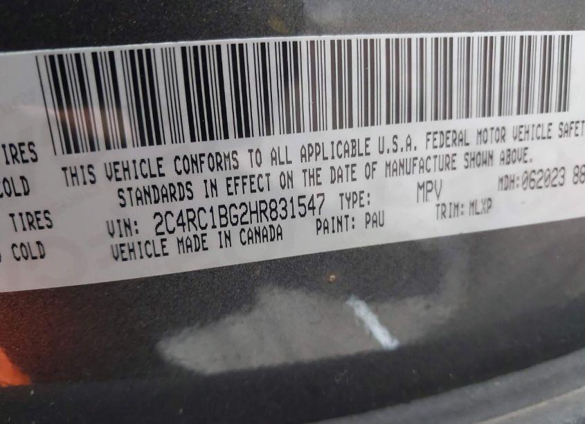 Photo 9 of 2017 Chrysler Pacifica TOURING-L (VIN 2C4RC1BG2HR831547)