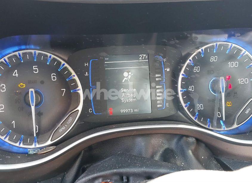 Photo 7 of 2018 Chrysler Pacifica TOURING L (VIN 2C4RC1BG2JR119707)