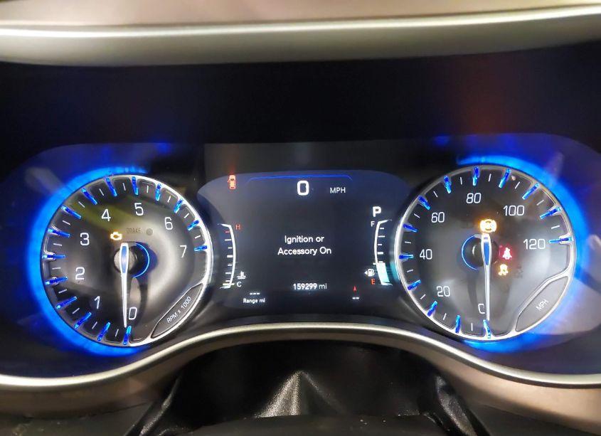 Photo 7 of 2018 Chrysler Pacifica TOURING L (VIN 2C4RC1BG2JR217894)