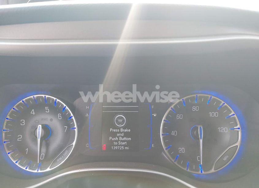 Photo 15 of 2019 Chrysler Pacifica TOURING L (VIN 2C4RC1BG2KR609002)