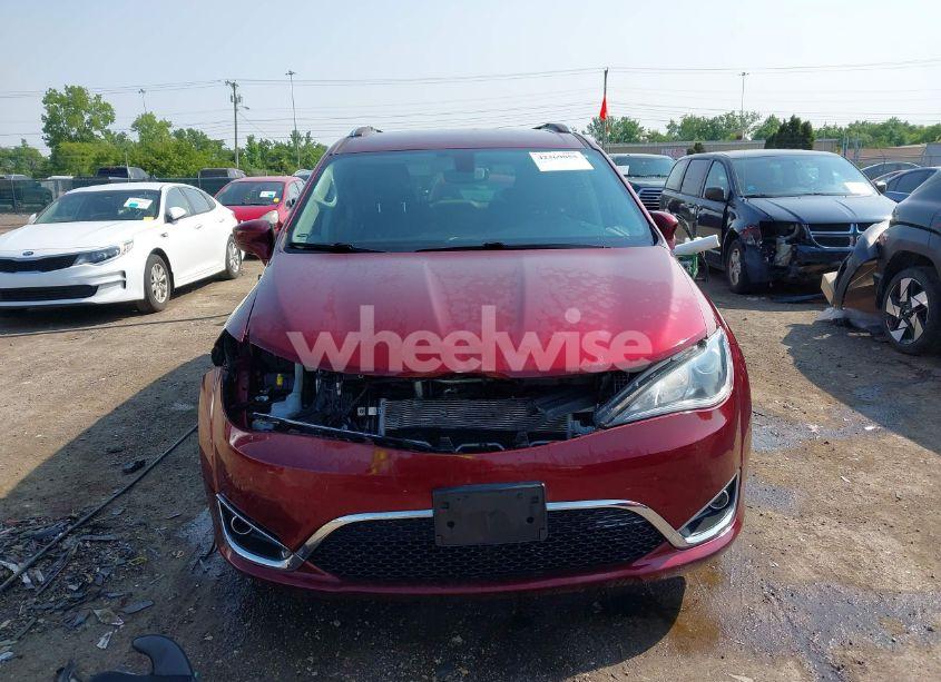 Photo 12 of 2019 Chrysler Pacifica TOURING L (VIN 2C4RC1BG2KR721332)