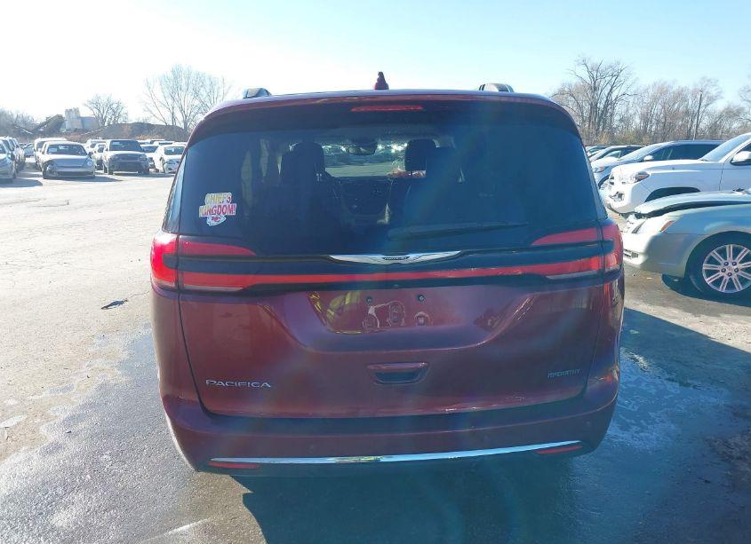 Photo 16 of 2021 Chrysler Pacifica TOURING L (VIN 2C4RC1BG2MR520078)