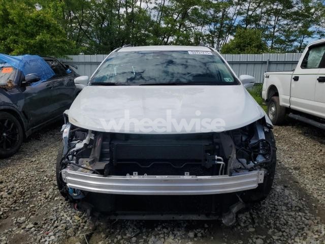 Photo 5 of 2021 CHRYSLER PACIFICA TOURING L (VIN 2C4RC1BG2MR576201)