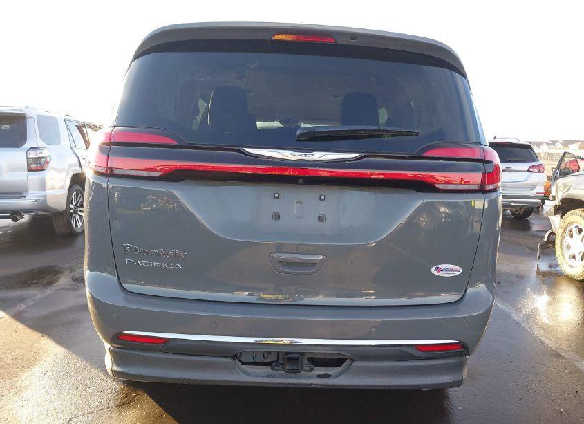 Photo 15 of 2021 Chrysler Pacifica TOURING L (VIN 2C4RC1BG2MR602344)