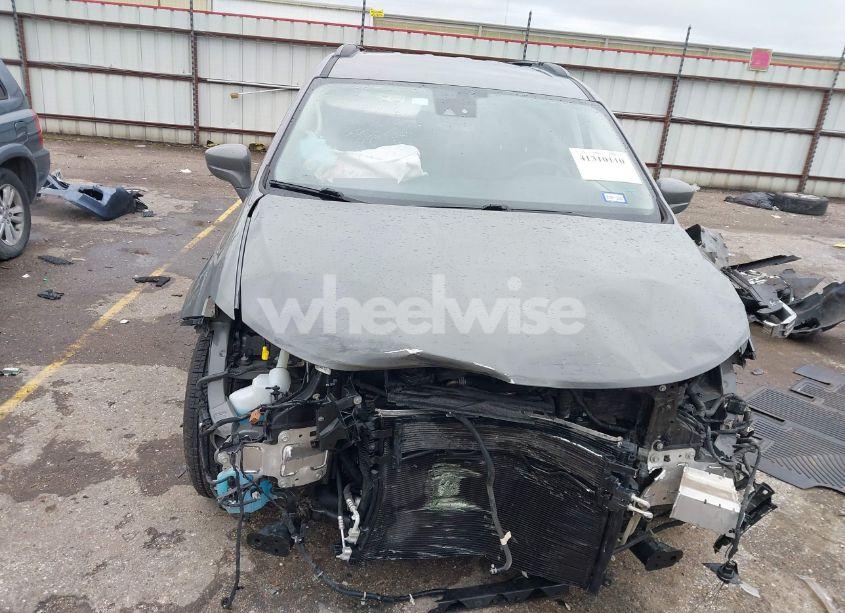 Photo 13 of 2022 Chrysler Pacifica TOURING L (VIN 2C4RC1BG2NR168105)