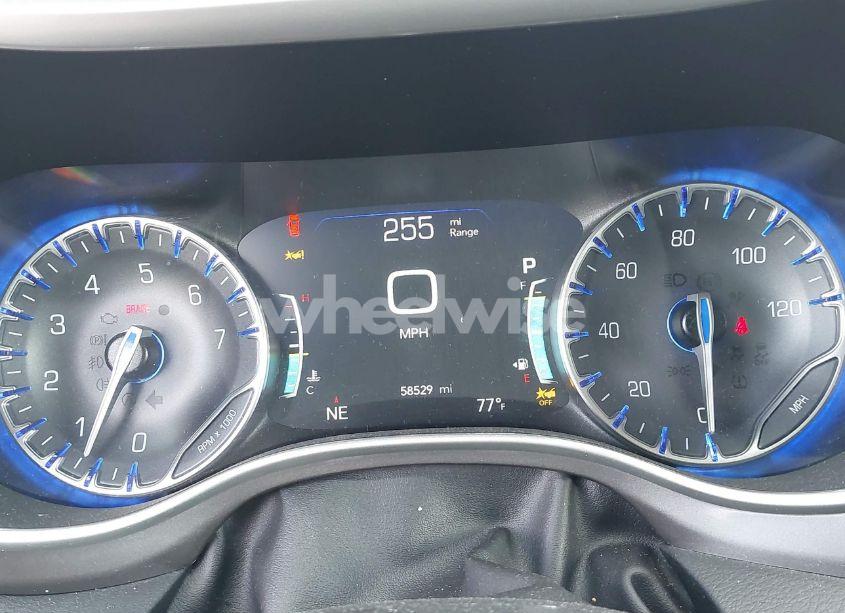 Photo 7 of 2022 Chrysler Pacifica TOURING L (VIN 2C4RC1BG2NR168539)