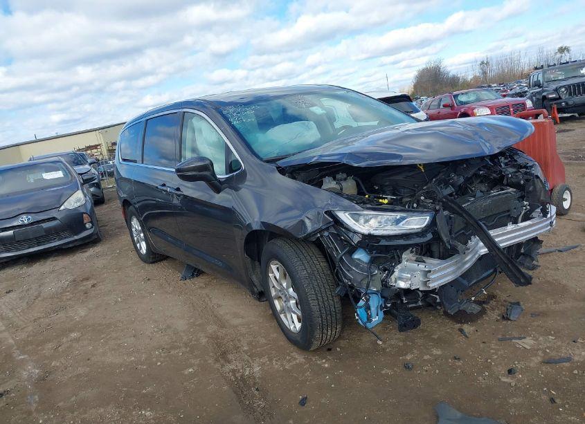 2023 Chrysler Pacifica TOURING L (VIN 2C4RC1BG2PR514561) main photo