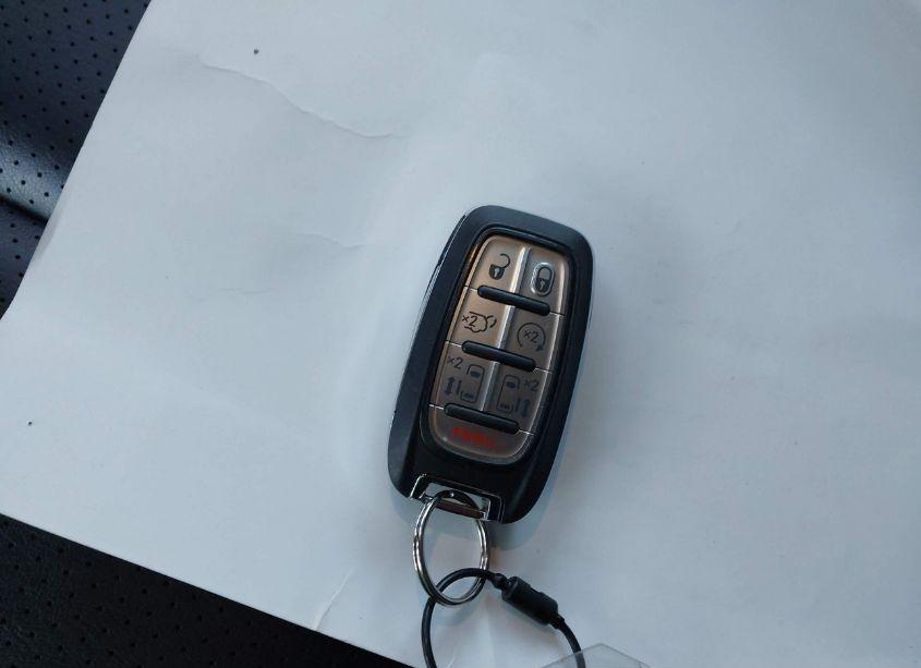 Photo 11 of 2023 Chrysler Pacifica TOURING L (VIN 2C4RC1BG2PR514687)