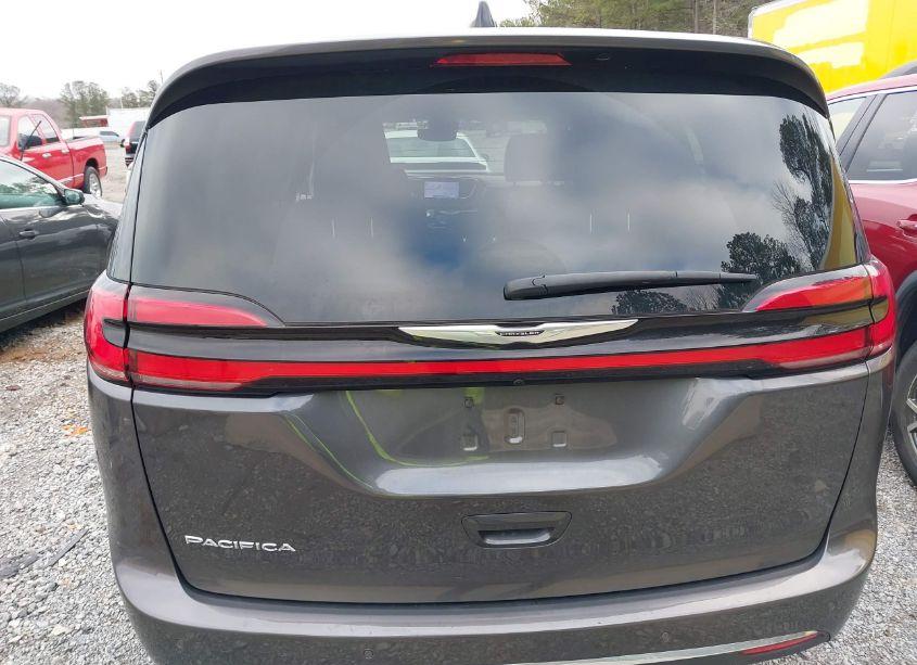 Photo 16 of 2023 Chrysler Pacifica TOURING L (VIN 2C4RC1BG2PR530579)