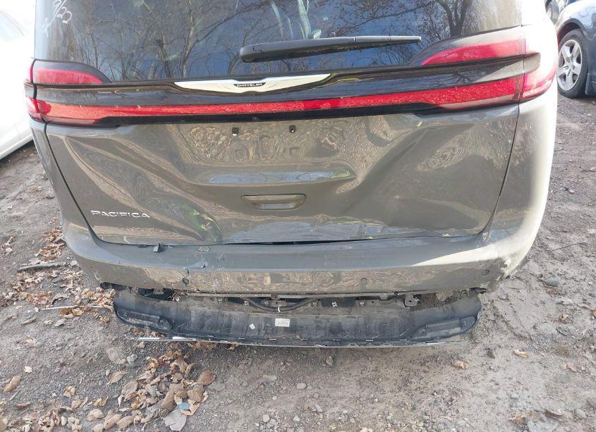 Photo 6 of 2023 Chrysler Pacifica TOURING L (VIN 2C4RC1BG2PR546538)