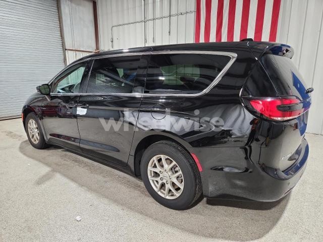 Photo 12 of 2025 CHRYSLER PACIFICA SELECT N/A (VIN 2C4RC1BG2SR570346)