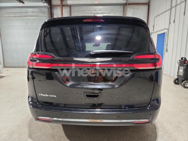 Photo 9 of 2025 CHRYSLER PACIFICA SELECT N/A (VIN 2C4RC1BG2SR570346)