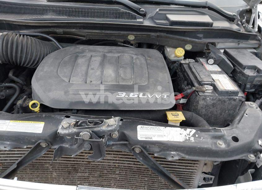 Photo 10 of 2012 Chrysler Town & COUNTRY TOURING (VIN 2C4RC1BG3CR140469)