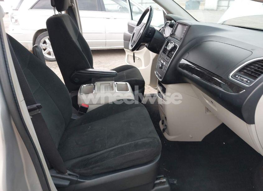 Photo 5 of 2012 Chrysler Town & COUNTRY TOURING (VIN 2C4RC1BG3CR140469)