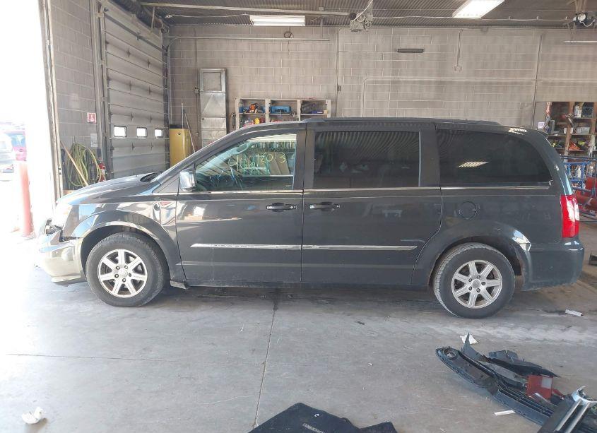 Photo 15 of 2012 Chrysler Town & COUNTRY TOURING (VIN 2C4RC1BG3CR187548)