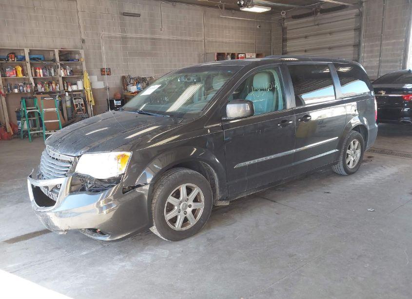 Photo 2 of 2012 Chrysler Town & COUNTRY TOURING (VIN 2C4RC1BG3CR187548)