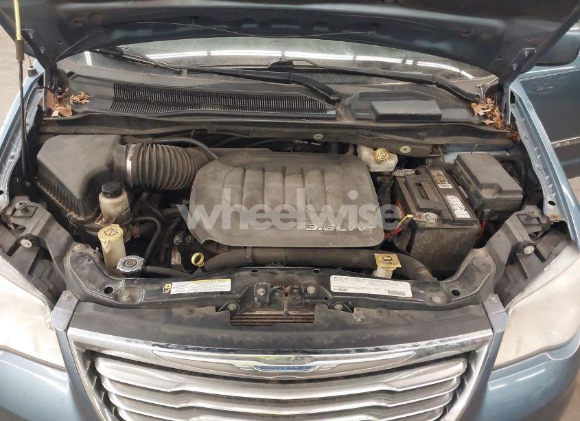 Photo 10 of 2012 Chrysler Town & COUNTRY TOURING (VIN 2C4RC1BG3CR210665)