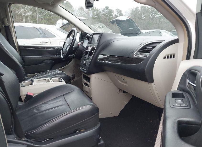 Photo 5 of 2012 Chrysler Town & COUNTRY TOURING (VIN 2C4RC1BG3CR338033)