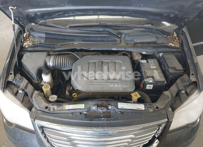 Photo 10 of 2012 Chrysler Town & COUNTRY TOURING (VIN 2C4RC1BG3CR350599)