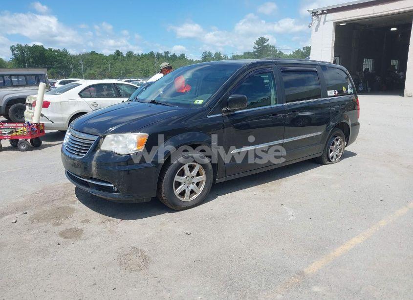 Photo 2 of 2012 Chrysler Town & COUNTRY TOURING (VIN 2C4RC1BG3CR410669)