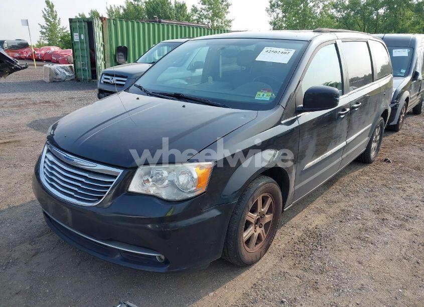 Photo 2 of 2012 Chrysler Town & COUNTRY TOURING (VIN 2C4RC1BG3CR413815)