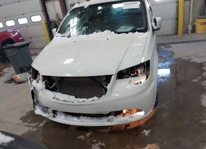 Photo 6 of 2013 Chrysler Town & COUNTRY TOURING (VIN 2C4RC1BG3DR508554)