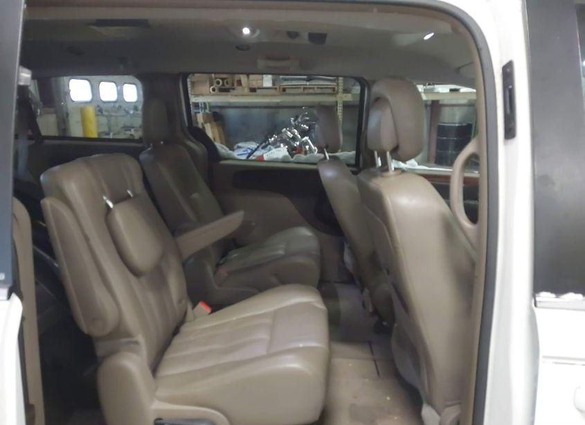 Photo 8 of 2013 Chrysler Town & COUNTRY TOURING (VIN 2C4RC1BG3DR508554)