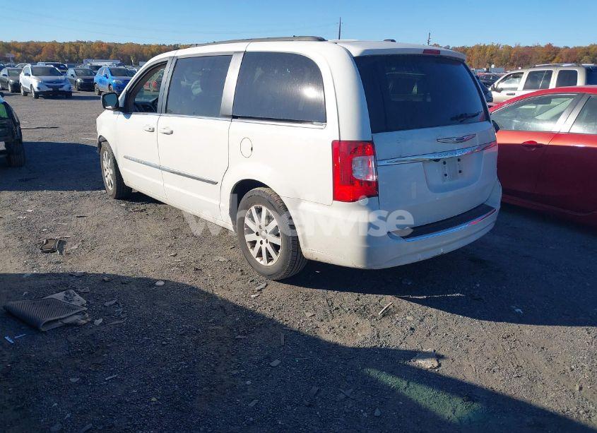 Photo 3 of 2013 Chrysler Town & COUNTRY TOURING (VIN 2C4RC1BG3DR570729)